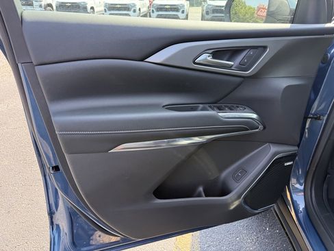 New 2026 Chevrolet Traverse LT w/ Enhanced Driving Package image 15