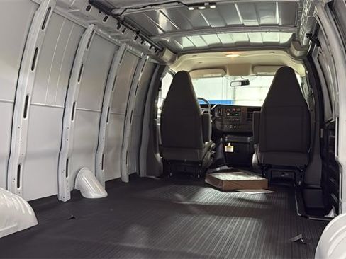 New 2025 Chevrolet Express 3500 Extended w/ Driver Convenience Package image 9