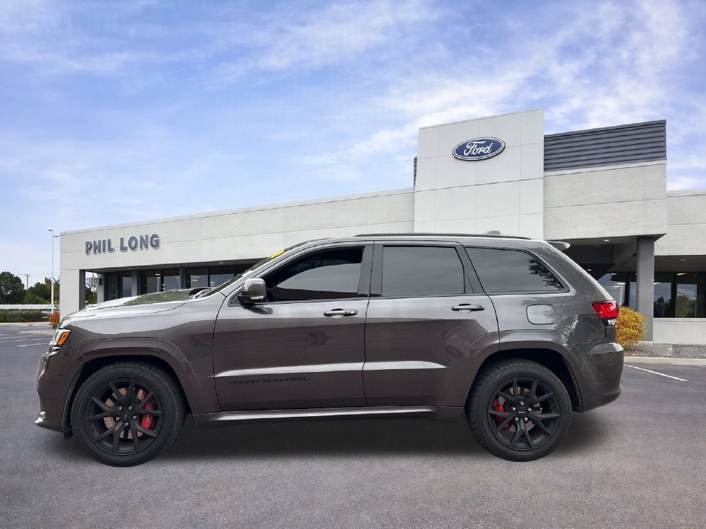 Used 2020 Jeep Grand Cherokee SRT w/ Trailer Tow Group IV AWD/4WD image 4