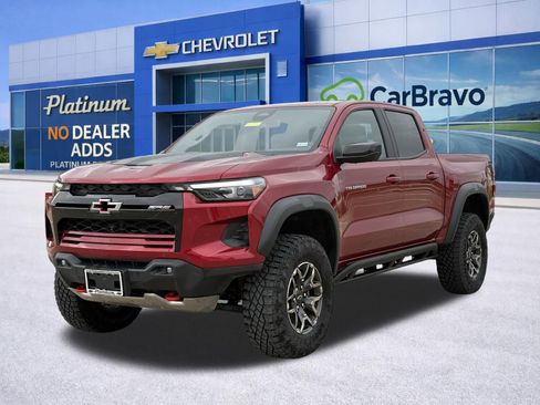 Used 2024 Chevrolet Colorado ZR2 w/ Technology Package image 3