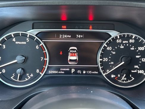 Used 2024 Nissan Rogue SV FWD image 28