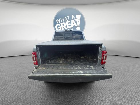 Used 2021 RAM 3500 Big Horn w/ Level B Equipment Group AWD/4WD image 23