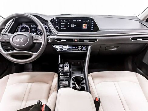 Used 2023 Hyundai Sonata SEL w/ Preferred Accessory Package FWD image 17
