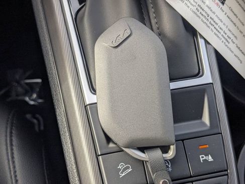 New 2026 Kia Sportage SX FWD image 34