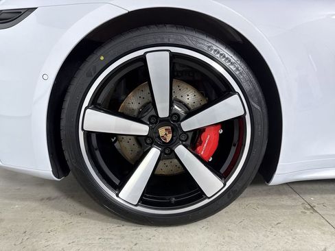 New 2026 Porsche 911 Carrera 4S image 16