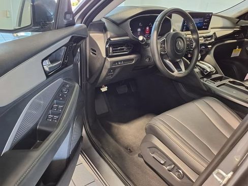 Used 2025 Acura MDX SH-AWD image 6