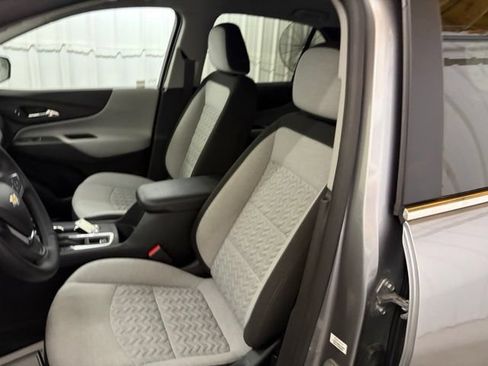 Used 2024 Chevrolet Equinox LT FWD image 32