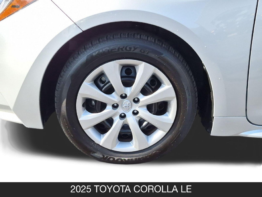 Used 2025 Toyota Corolla LE FWD image 11