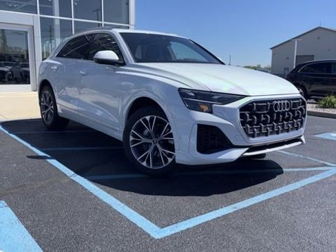 Used 2025 Audi Q8 Premium Plus AWD/4WD image 1