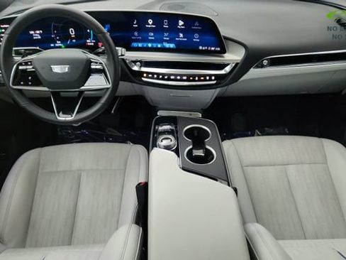 Used 2024 Cadillac Lyriq Luxury w/ LPO, Floor Liner Package AWD/4WD image 51