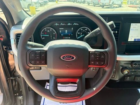 New 2026 Ford F250 XL AWD/4WD image 17