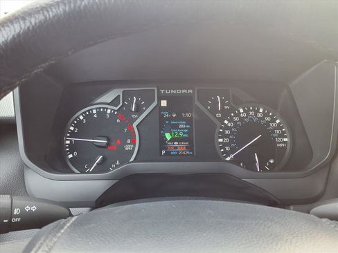 Used 2023 Toyota Tundra Limited image 9