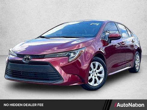 Used 2024 Toyota Corolla LE FWD image 1