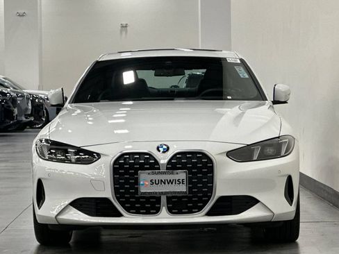 Used 2025 BMW 430i xDrive Coupe w/ Premium Package AWD/4WD image 9