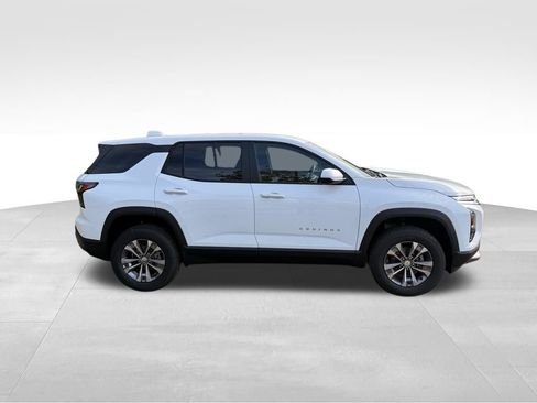 New 2026 Chevrolet Equinox LT FWD image 8