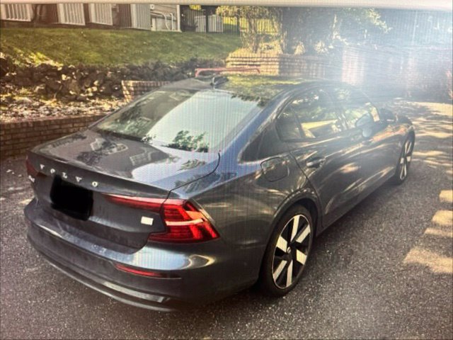 Used 2024 Volvo S60 T8 Ultimate w/ Climate Package AWD/4WD image 2