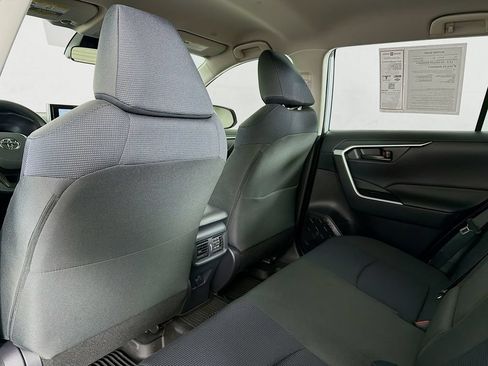 Used 2025 Toyota RAV4 LE AWD/4WD image 35
