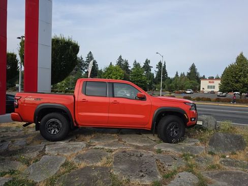 New 2026 Nissan Frontier PRO-4X w/ Tow Package AWD/4WD image 6