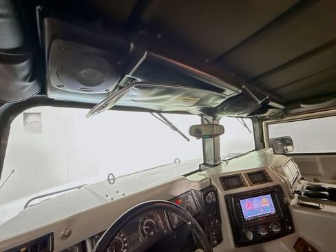 Used 2003 HUMMER H1 4-Door Open Top AWD/4WD image 39