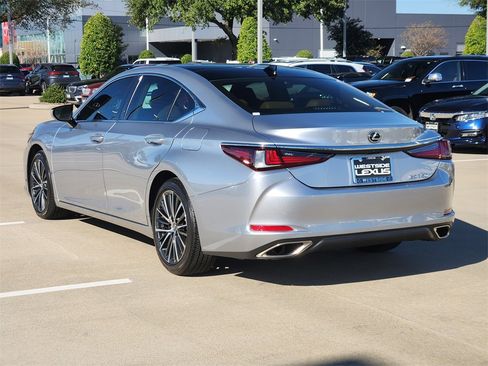 Certified 2023 Lexus ES 350 w/ Premium Package image 5