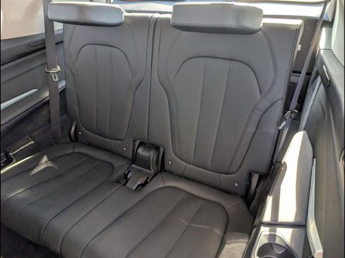 Used 2022 BMW X7 xDrive40i image 13