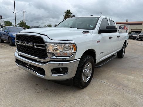 Used 2022 RAM 2500 Tradesman RWD image 3