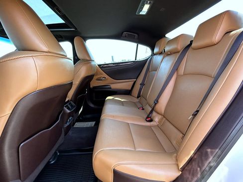 Used 2021 Lexus ES 350 w/ Premium Package FWD image 19