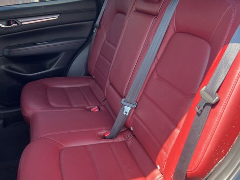 Used 2023 MAZDA CX-5 Carbon Edition image 23