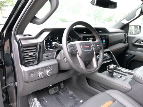 Used 2026 GMC Sierra 1500 AT4 w/ AT4 Preferred Package AWD/4WD image 16