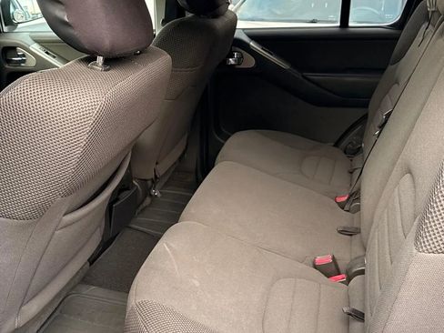 Used 2012 Nissan Pathfinder S w/ Protection Pkg image 13