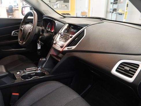 Used 2017 GMC Terrain SLE AWD/4WD image 28