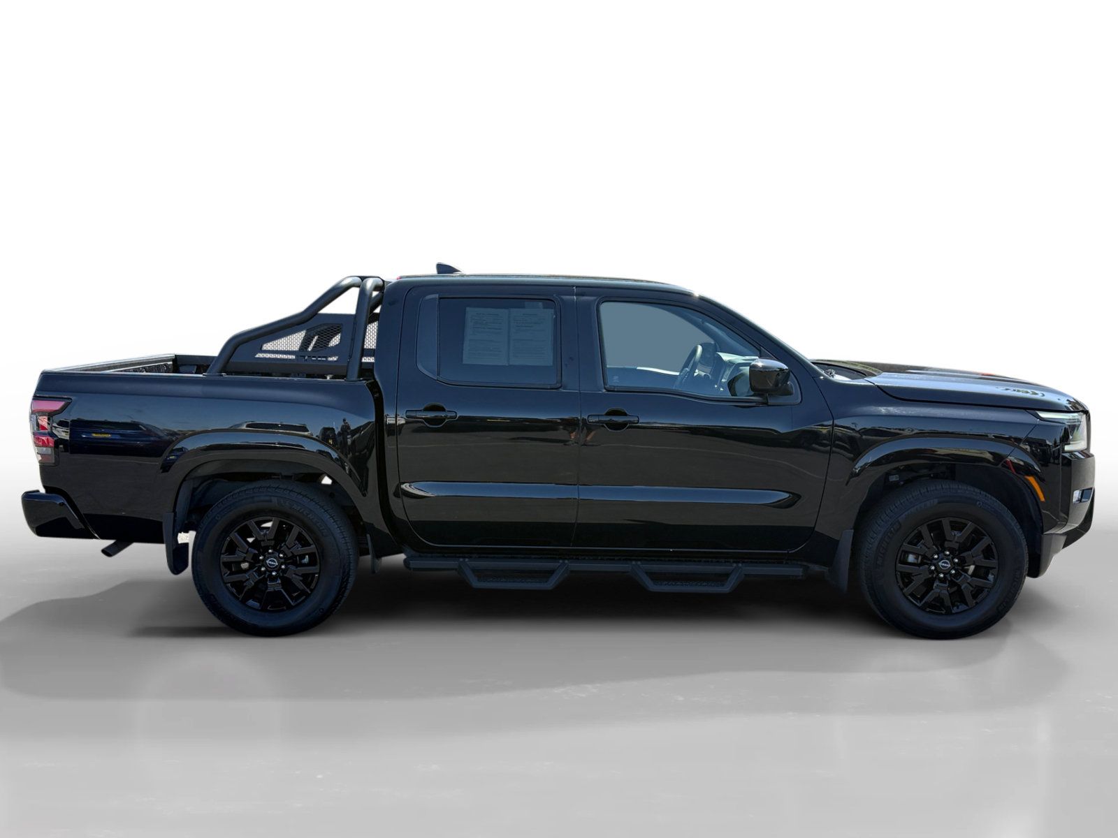 Used 2023 Nissan Frontier SV w/ Midnight Edition Package RWD image 6