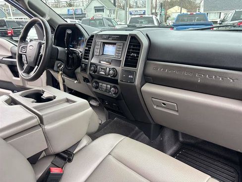 Used 2020 Ford F350 XL w/ Power Equipment Group image 17