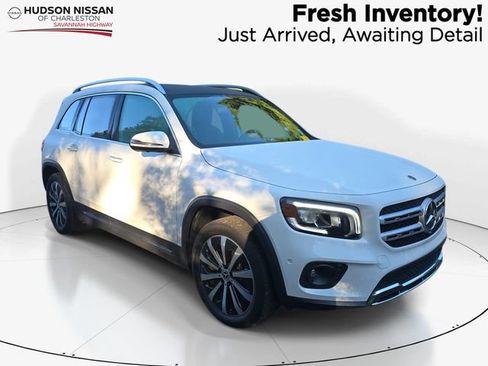 Used 2022 Mercedes-Benz GLB 250 image 1