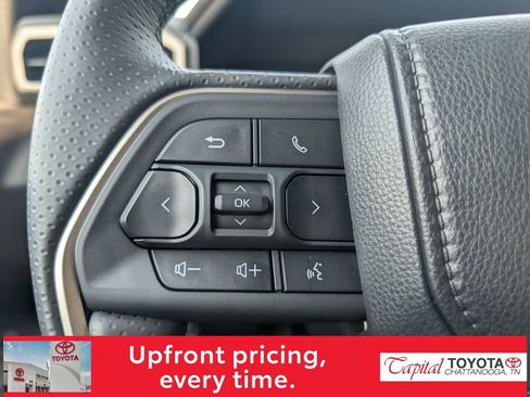 Used 2025 Toyota 4Runner Trailhunter AWD/4WD image 15