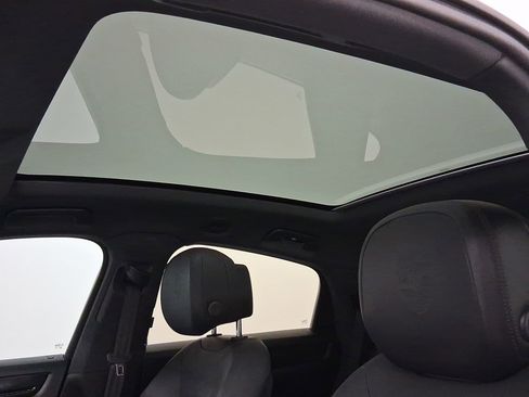 Used 2022 Porsche Cayenne S image 15