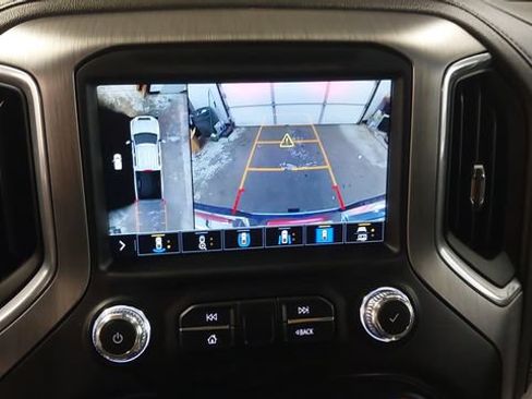 Used 2022 GMC Sierra 2500 Denali AWD/4WD image 30