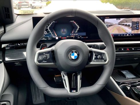 New 2026 BMW 530i xDrive 530i xDrive w/ M Sport Package image 8
