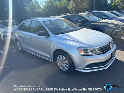 Used 2016 Volkswagen Jetta S FWD image 1