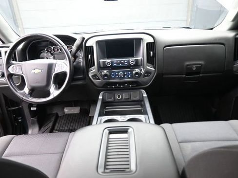 Used 2018 Chevrolet Silverado 1500 LT w/ Texas Edition RWD image 29
