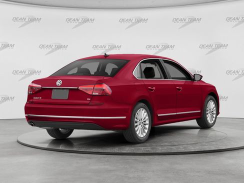 Used 2016 Volkswagen Passat 1.8T SE FWD image 2