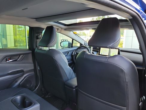 Certified 2024 Toyota Prius Limited image 40