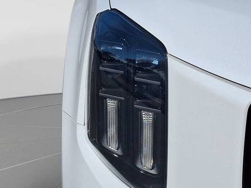 Used 2024 Kia Telluride SX X-Line AWD/4WD image 11