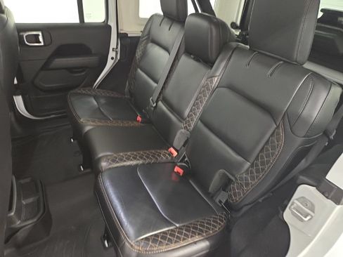 Used 2021 Jeep Wrangler Unlimited Sahara AWD/4WD image 23