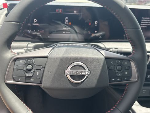 New 2026 Nissan Sentra SR FWD image 18