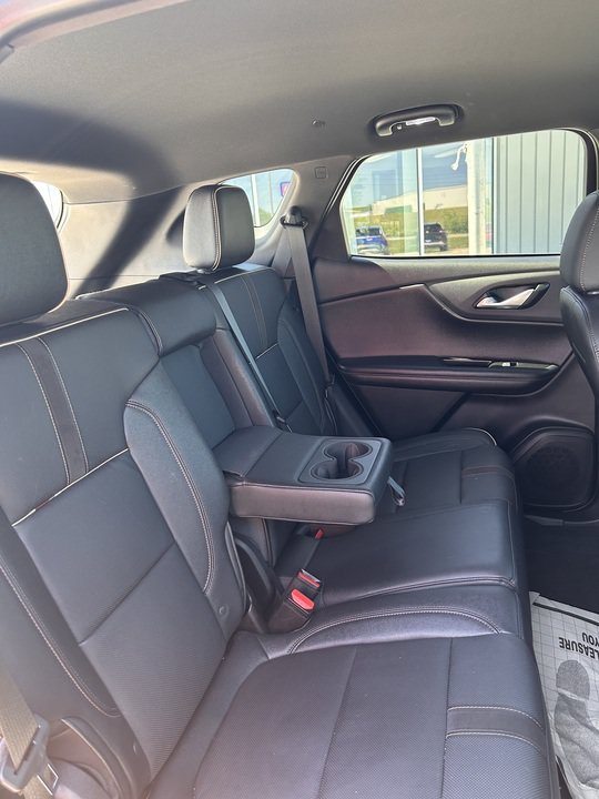 Used 2022 Chevrolet Blazer Premier FWD image 16
