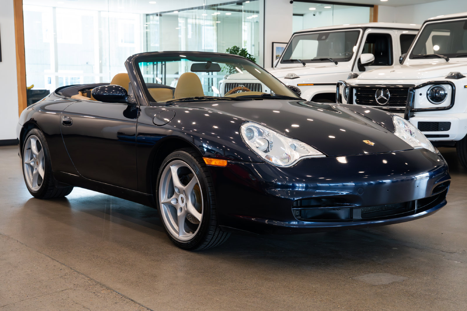 Used 2003 Porsche 911 Carrera RWD image 8