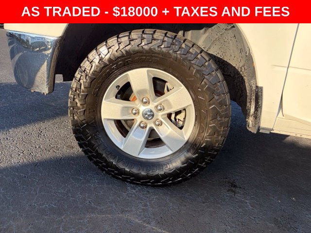 Used 2019 RAM 1500 Classic SLT RWD image 9