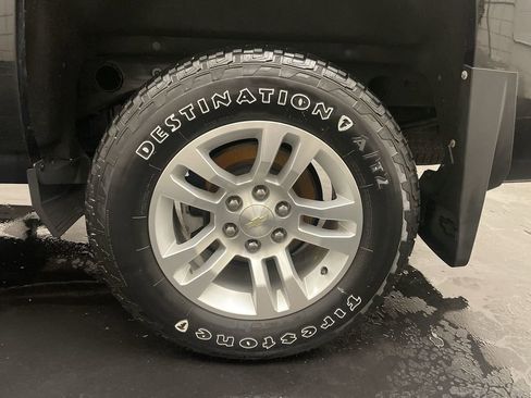 Used 2018 Chevrolet Silverado 1500 LT w/ All Star Edition AWD/4WD image 24
