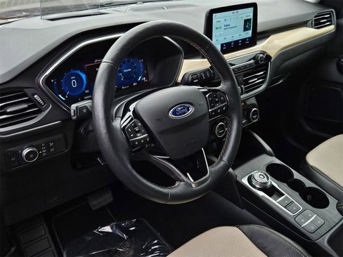 Certified 2021 Ford Escape Titanium w/ Titanium Elite Package image 12